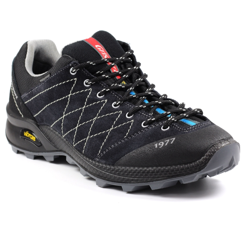 Argon Walking Shoe