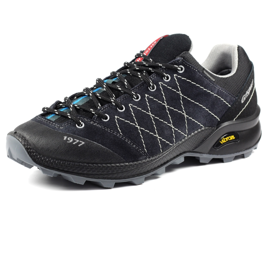 Argon Walking Shoe