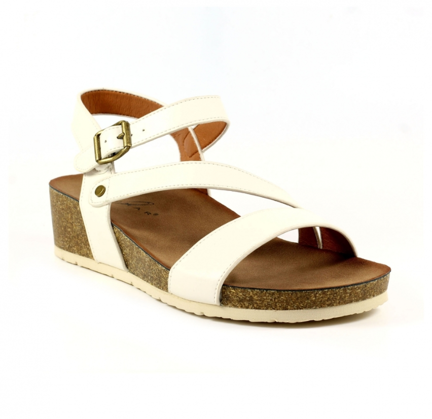 Cluster White Sandal