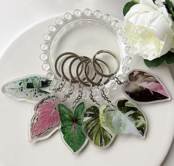 Leaf Motif Keyring